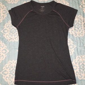 Avia workout Tee